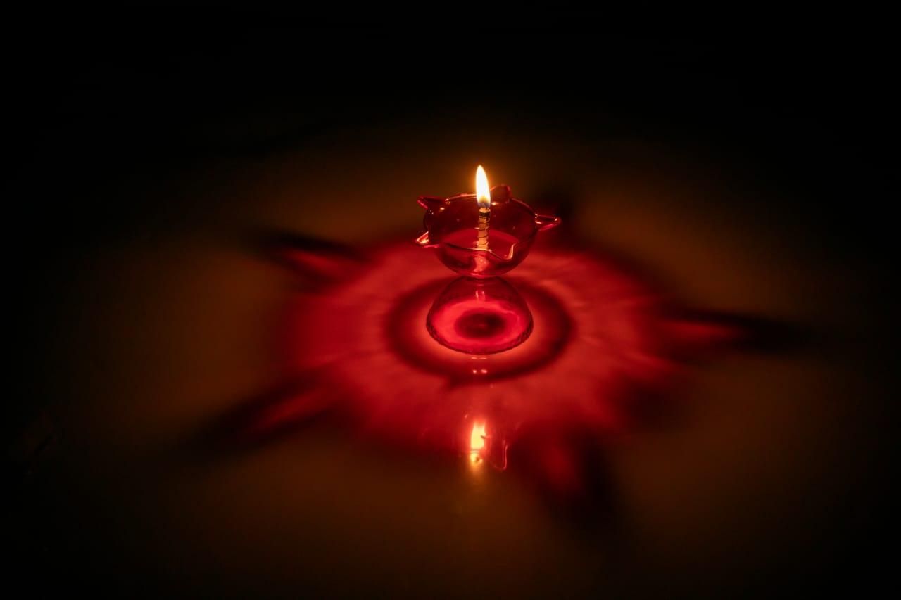 🪔 3D Reflective Colourful Diya (Pack of 4/12/24)